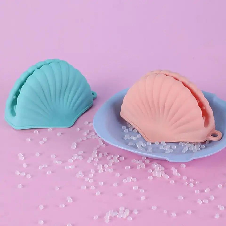 1 Pair Sea Shell Pot Gripper,  Kitchen Pinch Grip, Durable Silicon Glove Clip, High Resistant Soup Pot Grip Cover, Anti Slip Silicone Oven Mitts, Anti-Slip Pot Hot Handle Holders Yahan Sab Behtar Hai!
